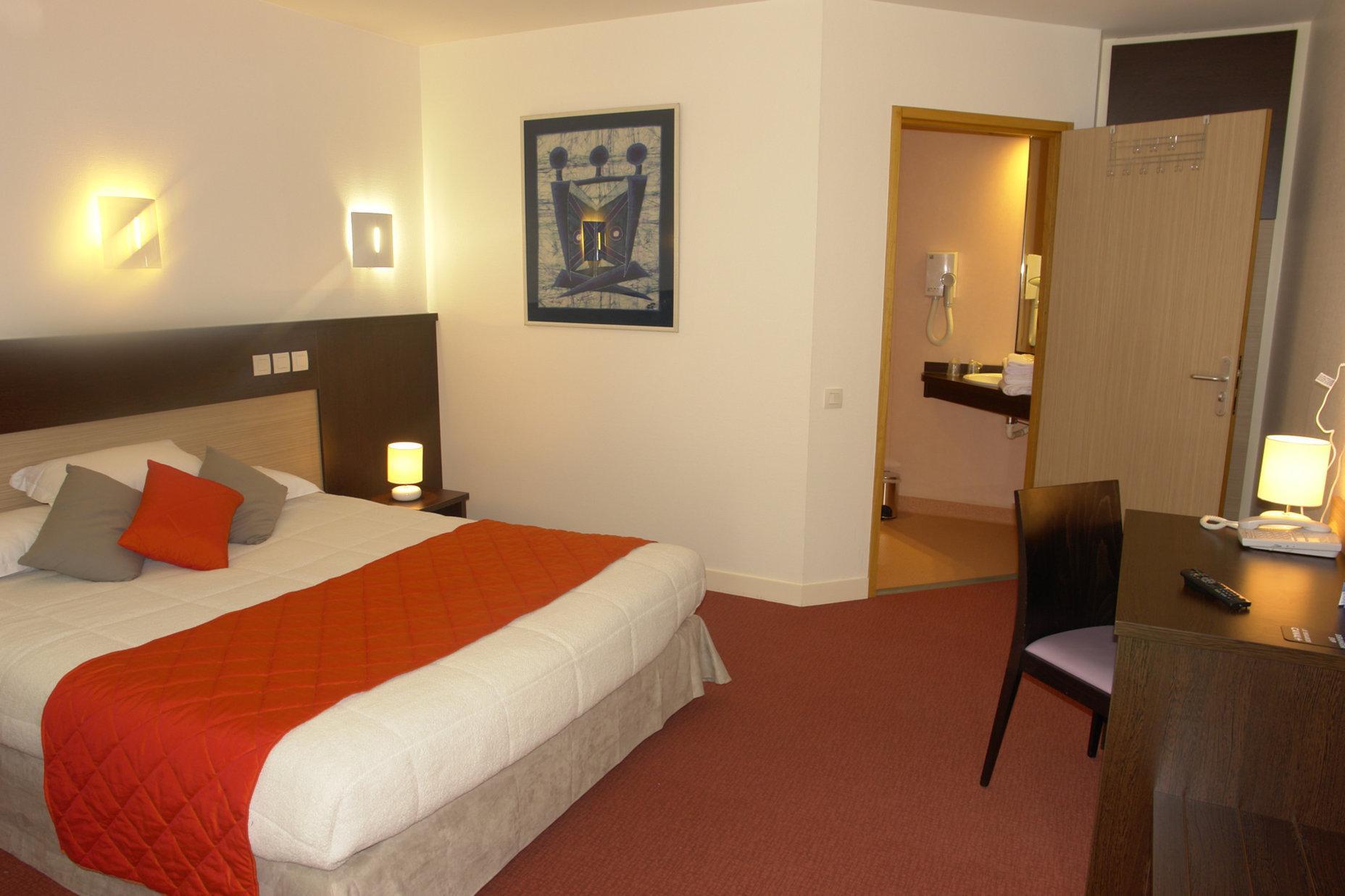 Brit Hotel Au Pays De Vitre Etrelles Экстерьер фото